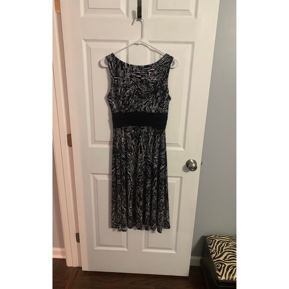 Jessica Howard Dress. Size 12P - Picture 1 of 4